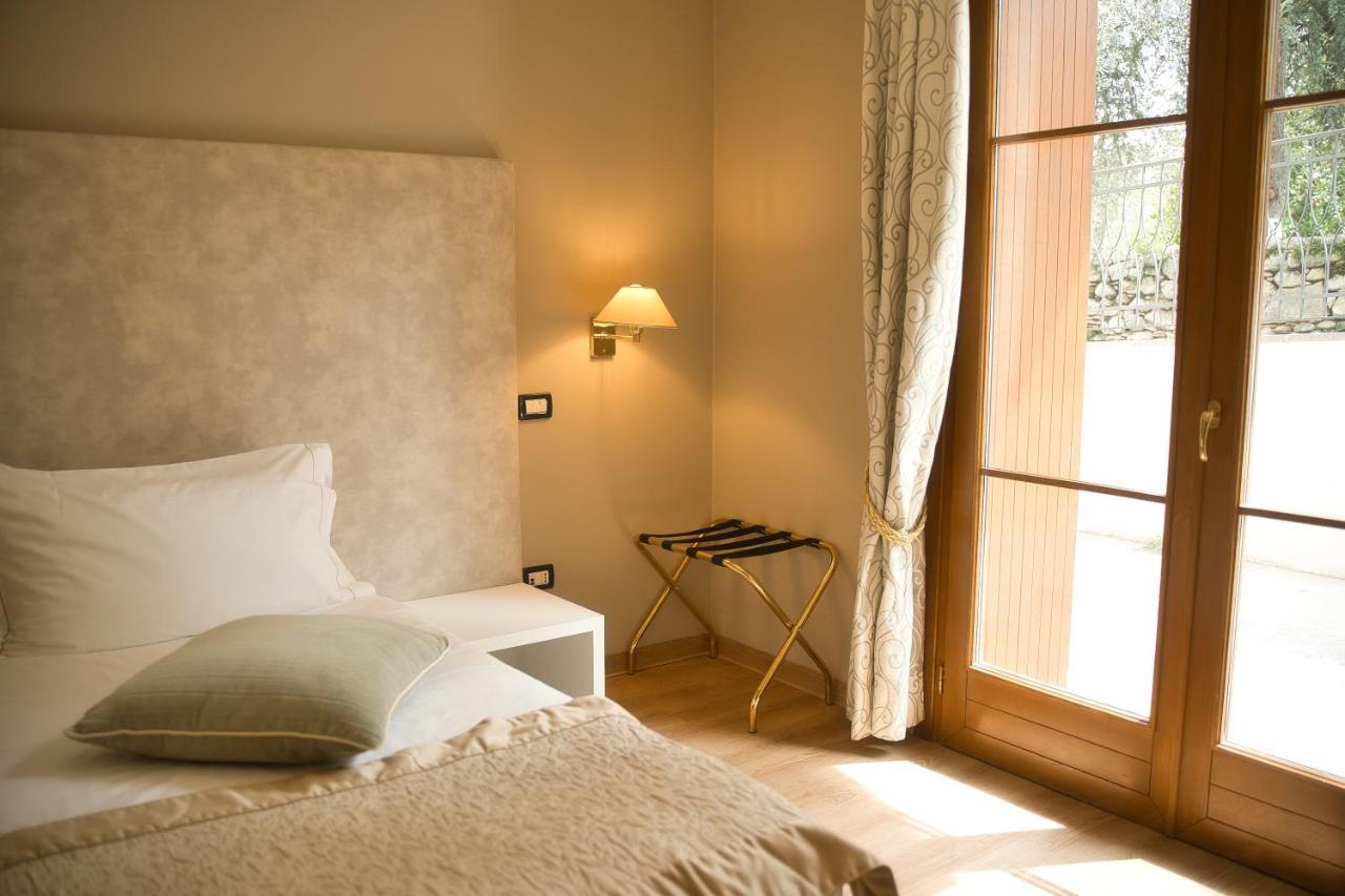 Hotel Villa Maria Au Lac - Estella Hotels Italia Тосколано-Мадерно Экстерьер фото