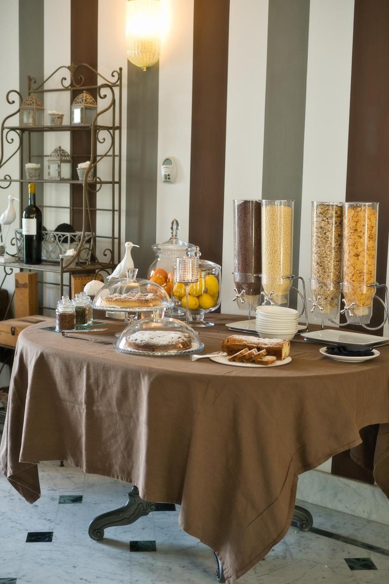 Hotel Villa Maria Au Lac - Estella Hotels Italia Тосколано-Мадерно Экстерьер фото